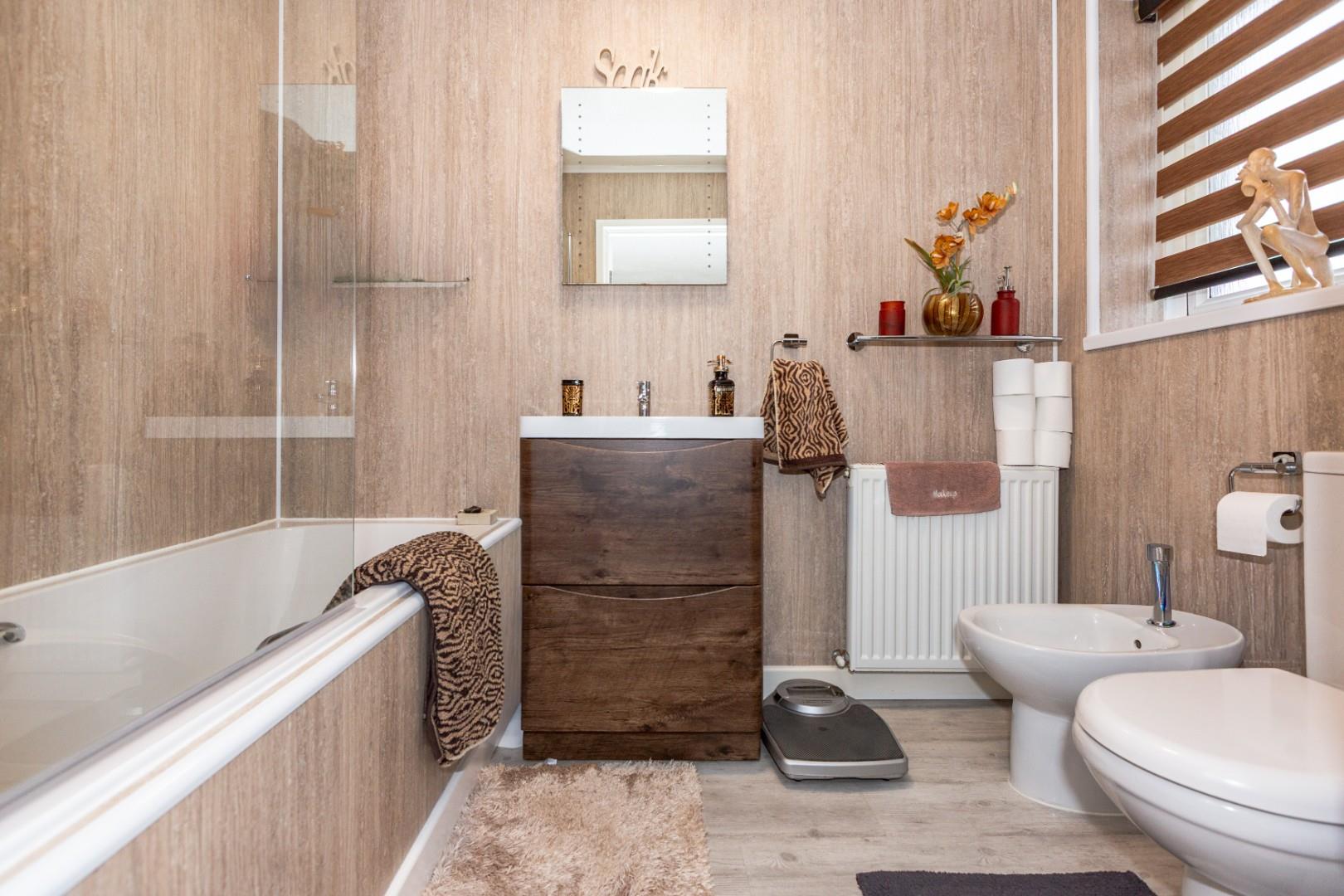 Westport Avenue, Mayals, Swansea, SA3 5EF